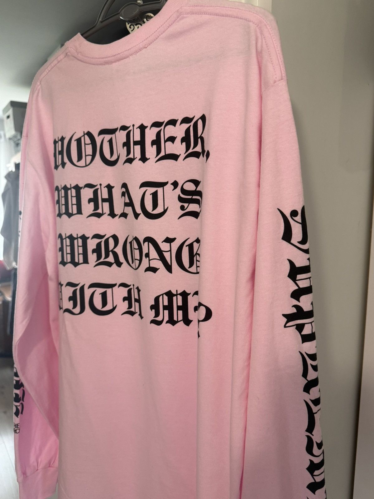 Supreme Supreme The Exorcist Mother L/S Tee Pink Size L DSWT Size US L / EU 52-54 / 3 - 7 Thumbnail
