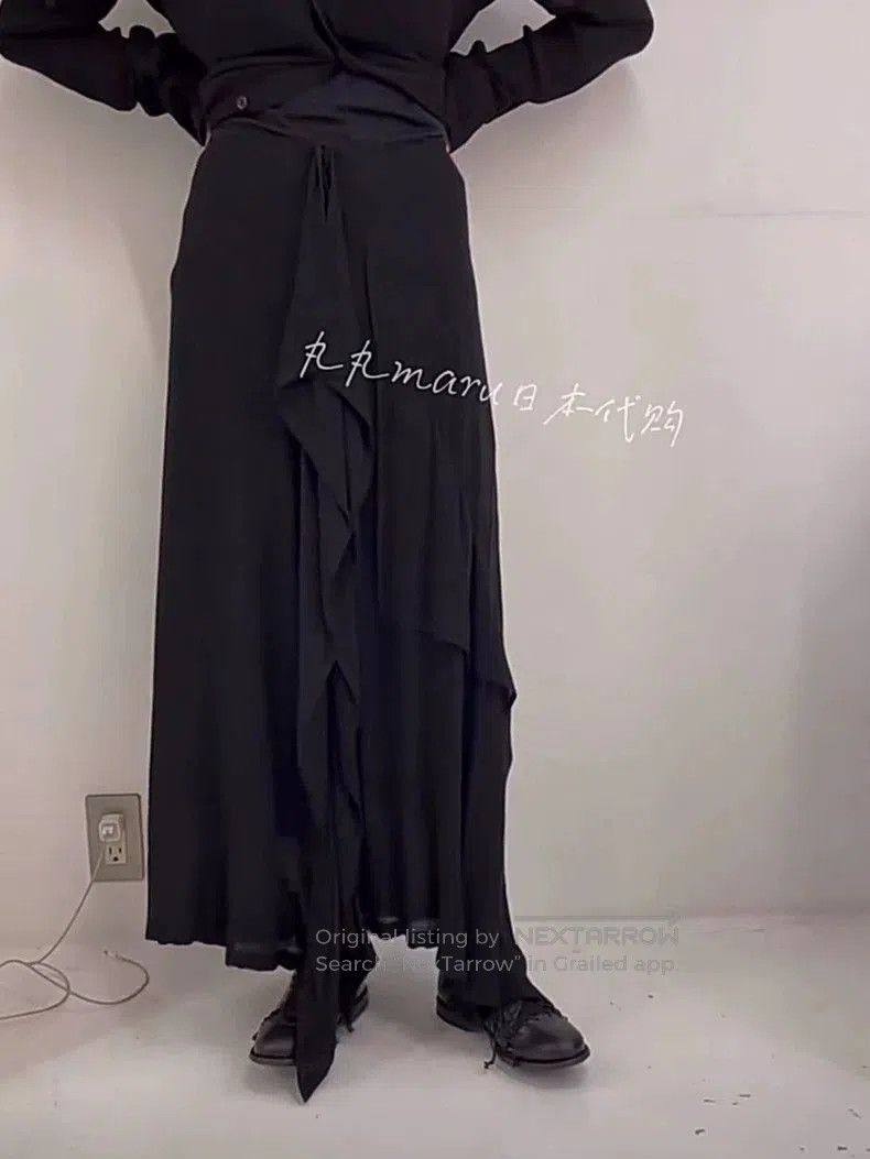 Yohji Yamamoto Yohji Yamamoto 2022SS Asymmetric Skirt. Size US 26 / EU 42 - 1 Thumbnail