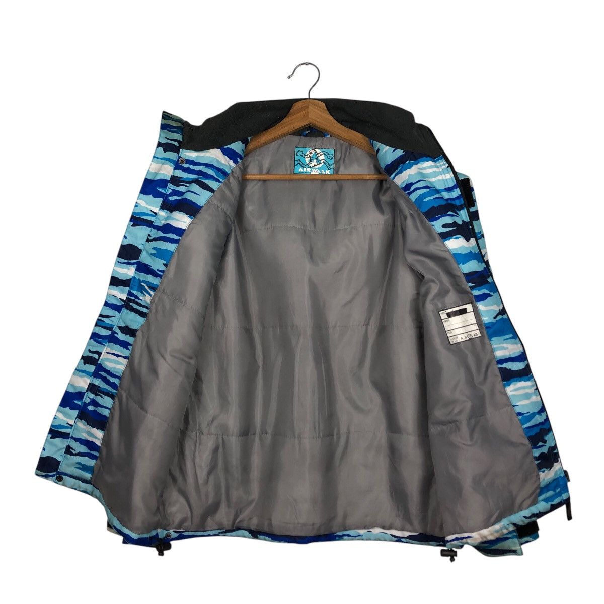 Japanese Brand 📌Vintage Ski Jacket Camouflage Airwalk Multi Pocket Size US S / EU 44-46 / 1 - 15 Thumbnail