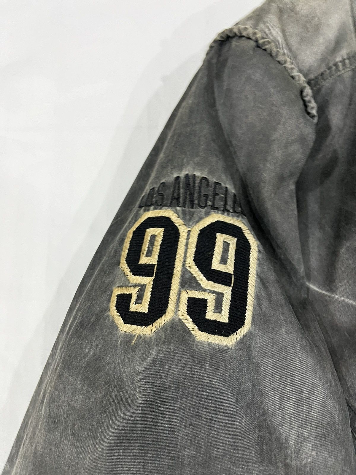 NHL × Vintage Vintage 80’s NHL Los Angeles King Varsity Jacket Size L Size US L / EU 52-54 / 3 - 5 Thumbnail