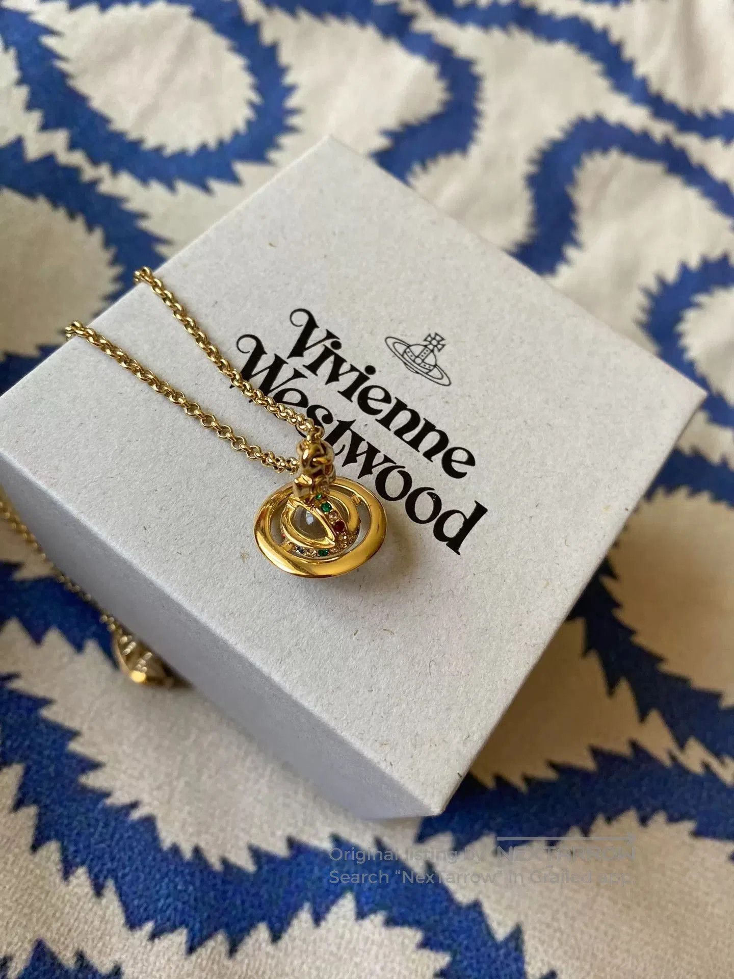 Vivienne Westwood Vivienne Westwood Vintage Gold Orb Necklace. Size ONE SIZE - 1 Thumbnail