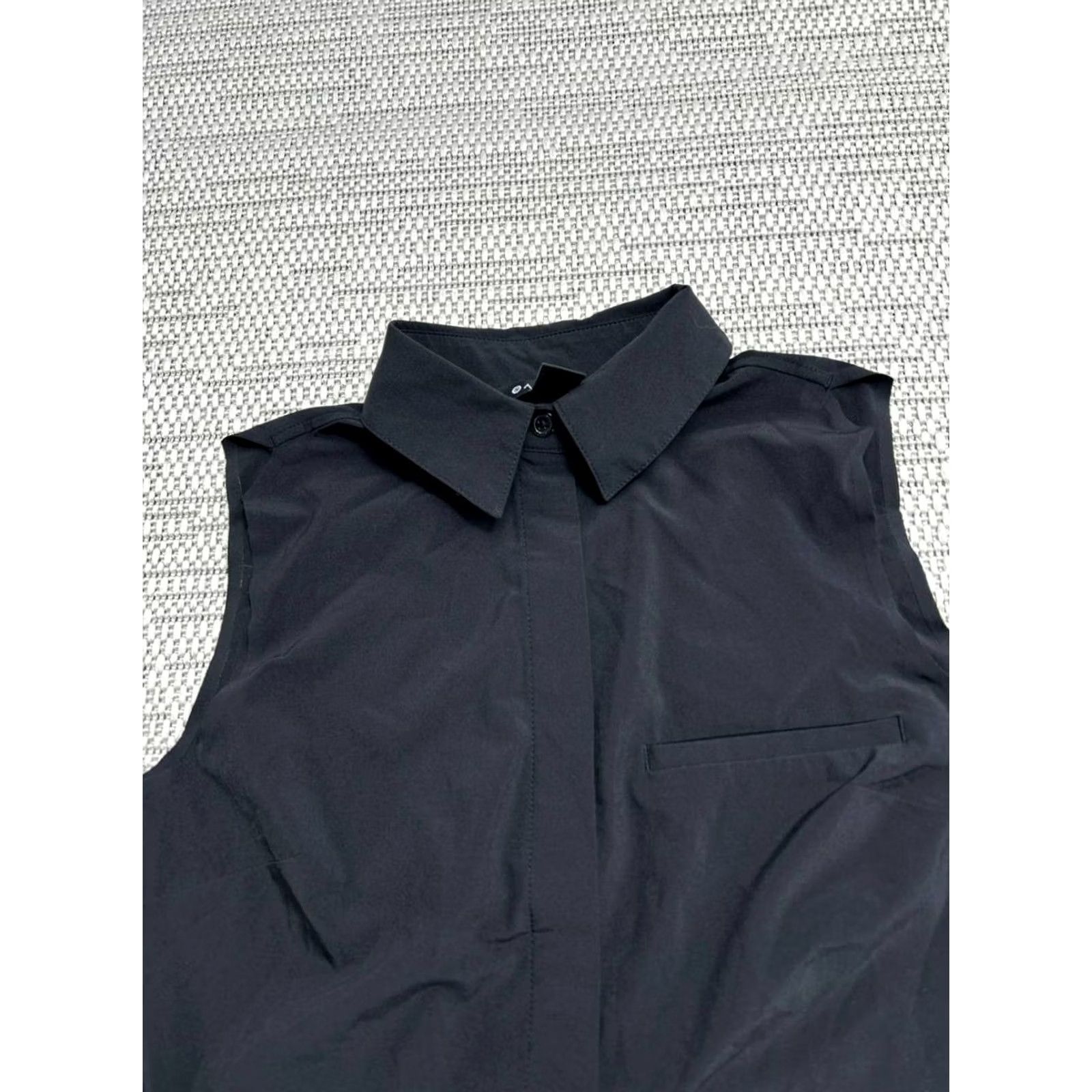 Athleta Athleta Urbanite II Tank Womens XS Black Stretch Lightweight Breathable Sleeveless Activewear Shirt Size ONE SIZE - 3 Thumbnail