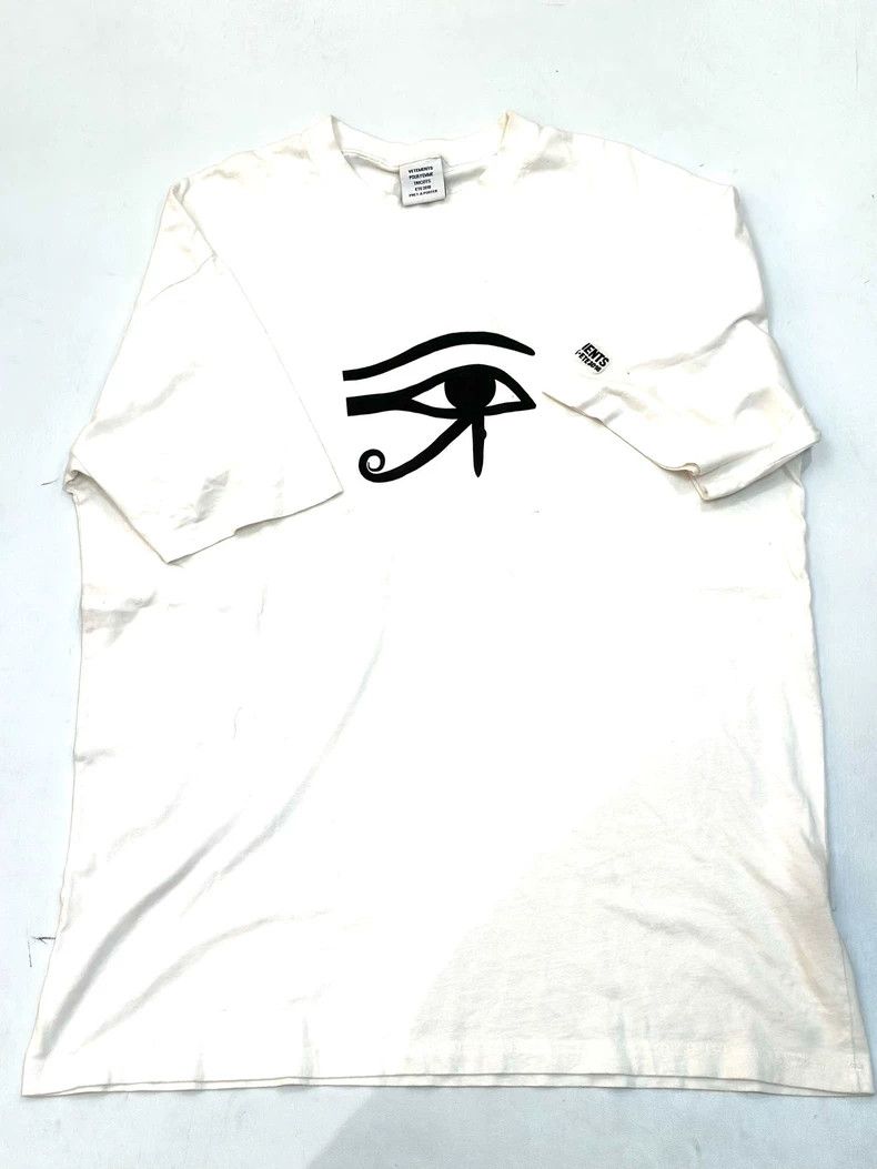 Vetements Eye of Horus T | Grailed