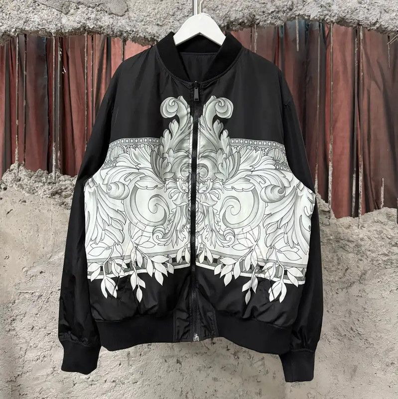 Versace Color Block Men’s Mid-Length Down Jacket 0089
