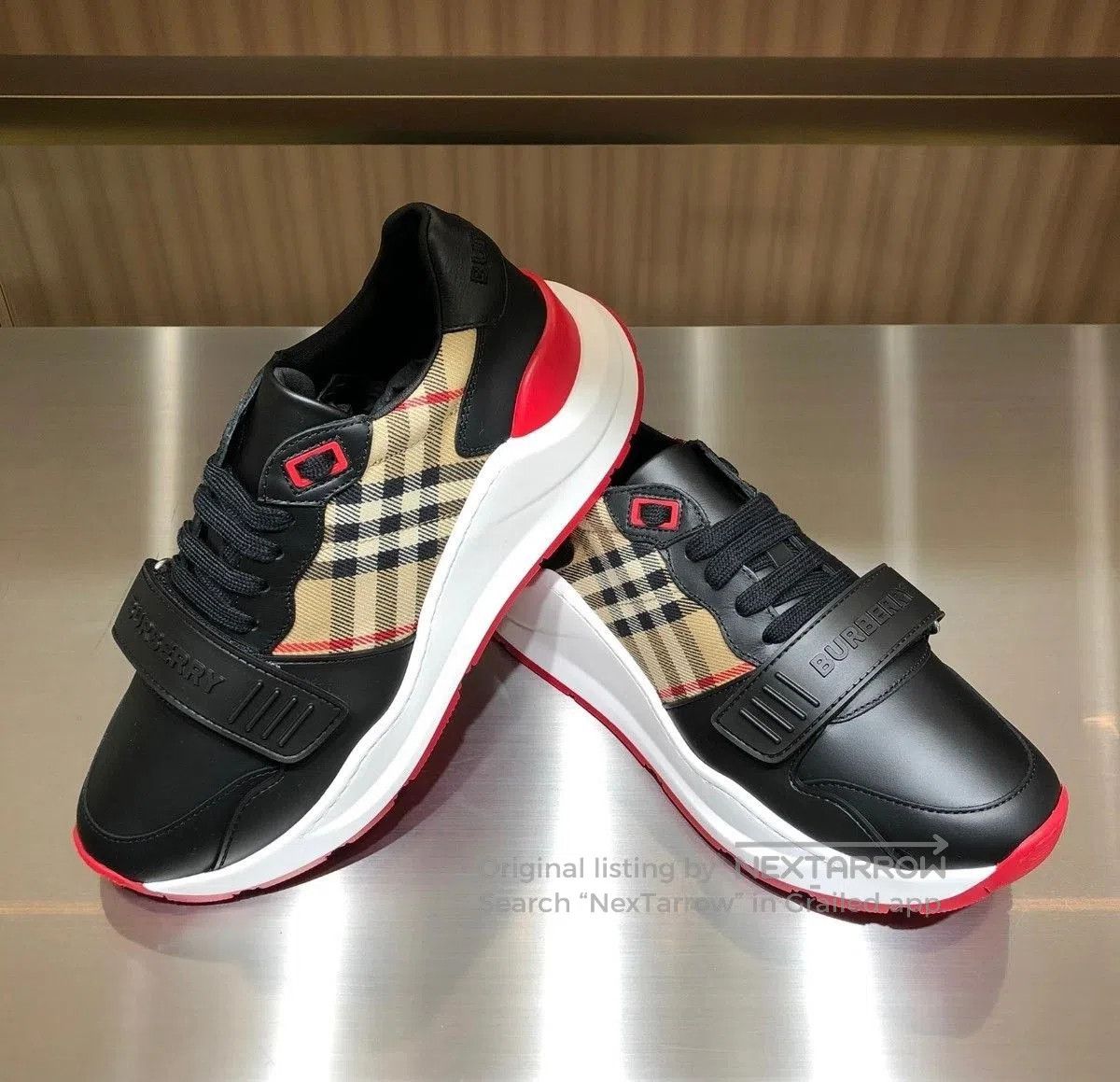 Burberry Burberry Classic Check Sneakers Size 35. Size US 4 / IT 34 - 1 Thumbnail