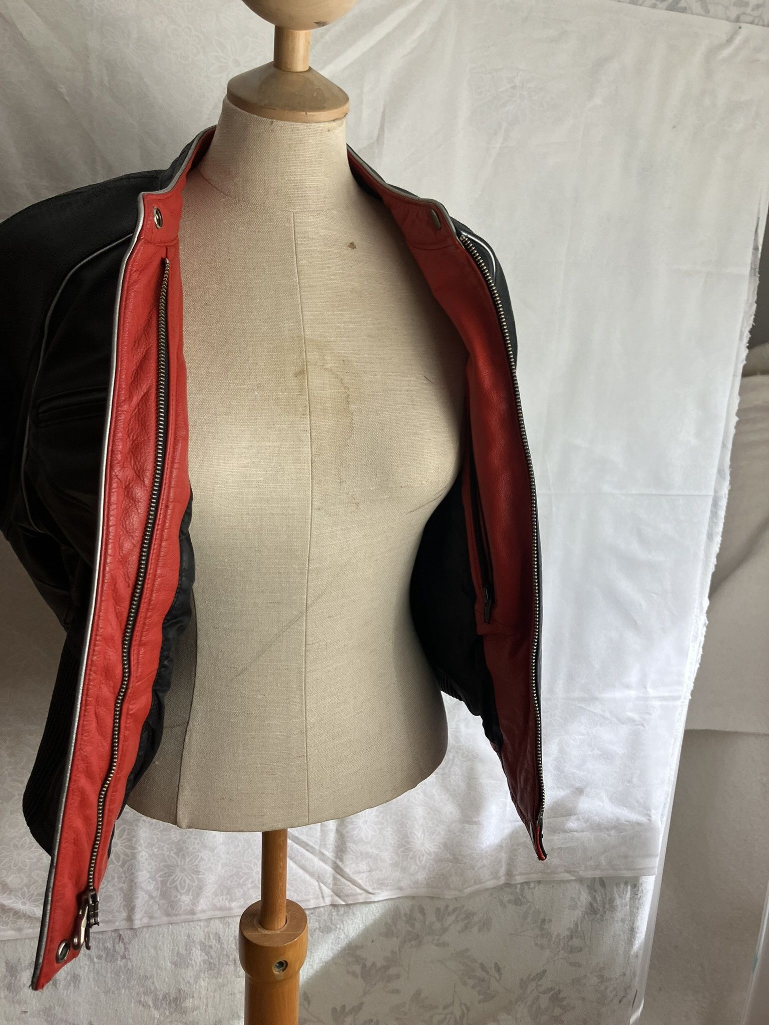 Harley Davidson VINTAGE HARLEY DAVIDSON LeatherJacket 98029-18VW Size S / US 4 / IT 40 - 6 Thumbnail