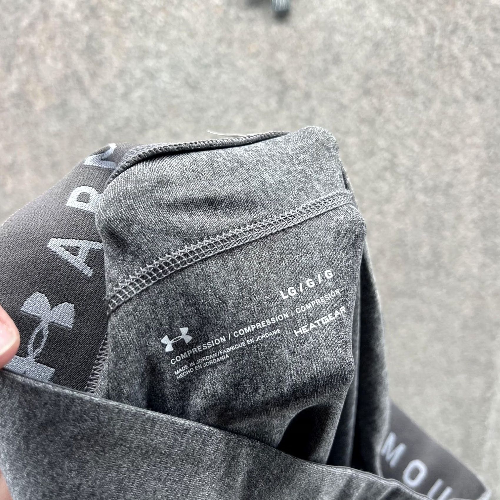 Under Armour Under Armour Pants Womens Large Gray HeatGear Compression 3/4 Leggings Running Size 36" / US 14 / IT 50 - 3 Thumbnail