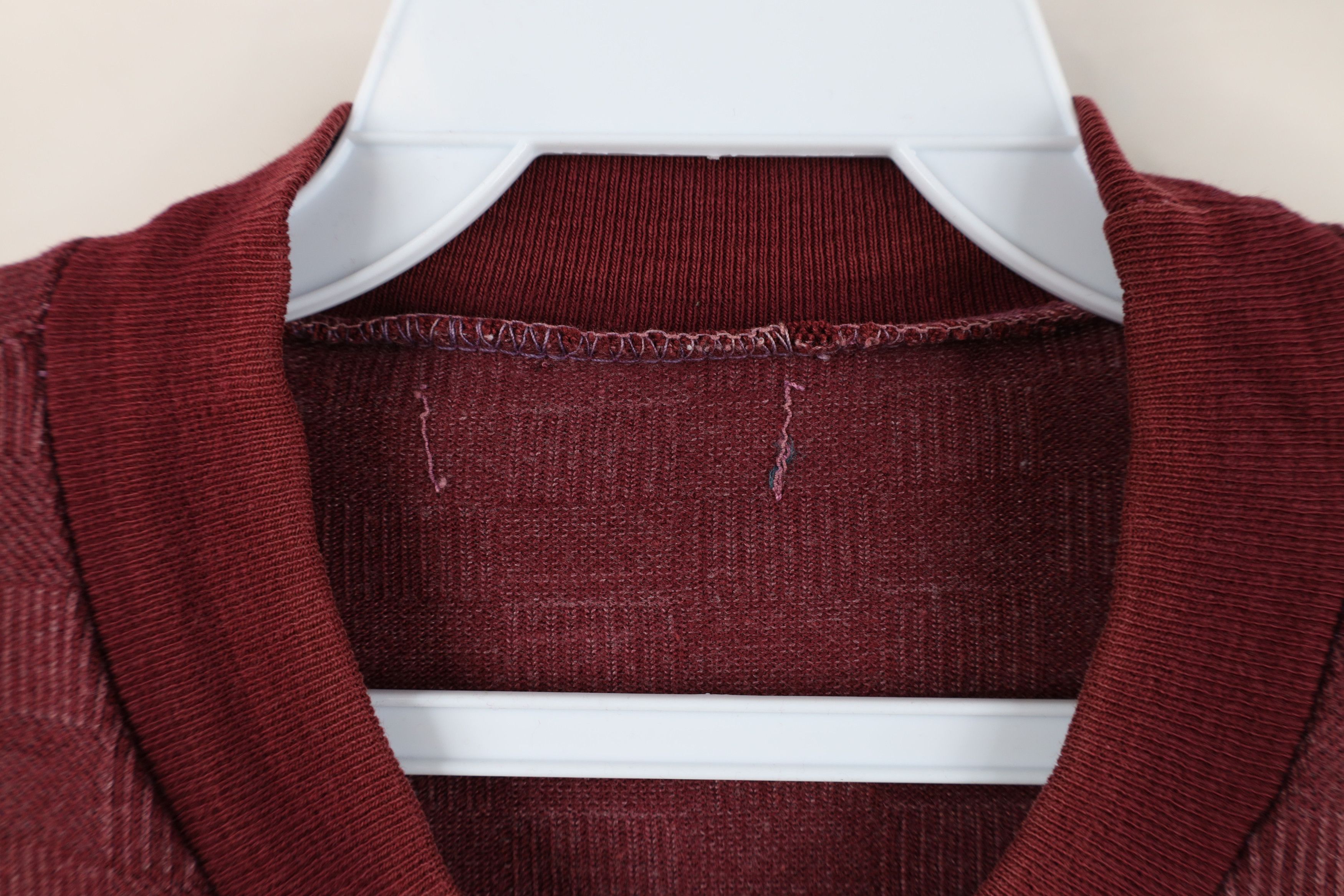Vintage Vintage 90s Streetwear Checkered Knit Pocket T-Shirt Red Size US XL / EU 56 / 4 - 8 Thumbnail