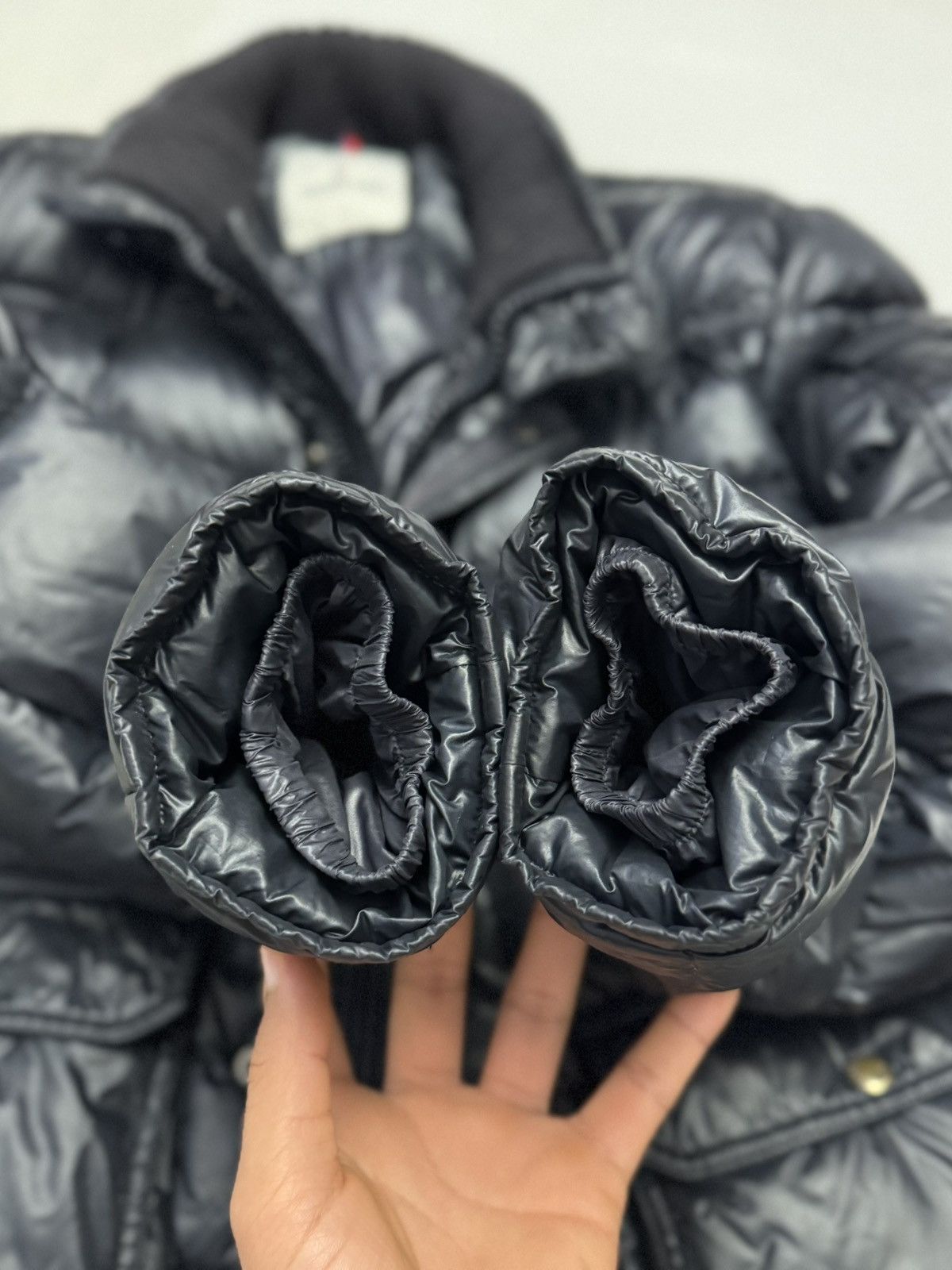 Moncler Moncler Hubert down jacket Size US L / EU 52-54 / 3 - 7 Thumbnail