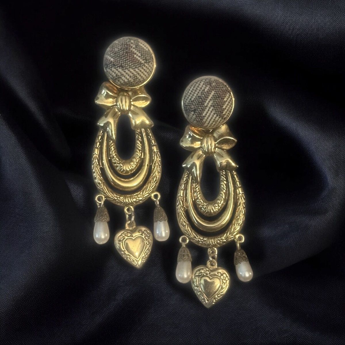 Other Gold tone Victorian layered hoop and dangles earrings Size ONE SIZE - 1 Thumbnail