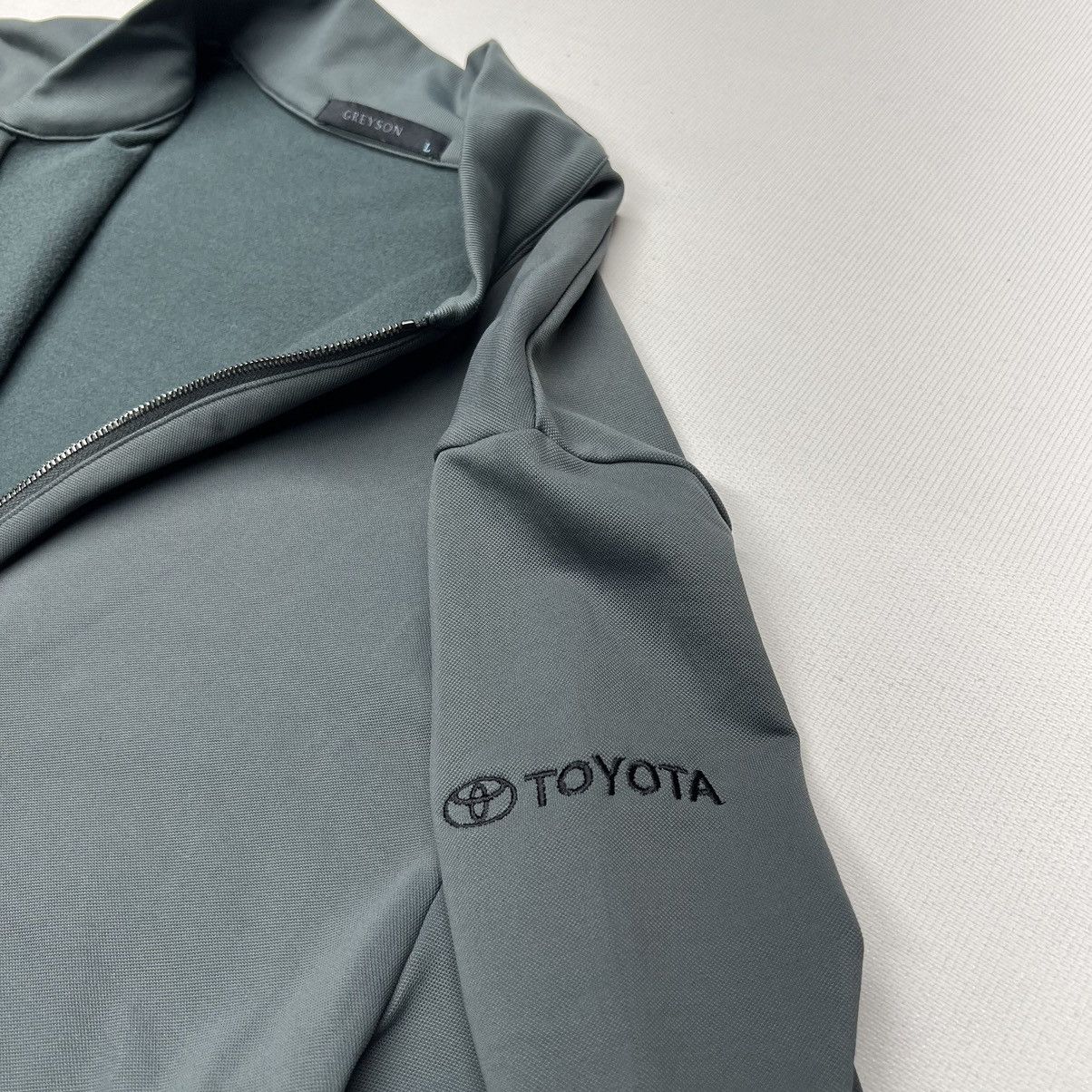 Japanese Brand Greyson 1/4 Zip Sweater Green Toyota Logo Golf Active Car Size US L / EU 52-54 / 3 - 4 Thumbnail