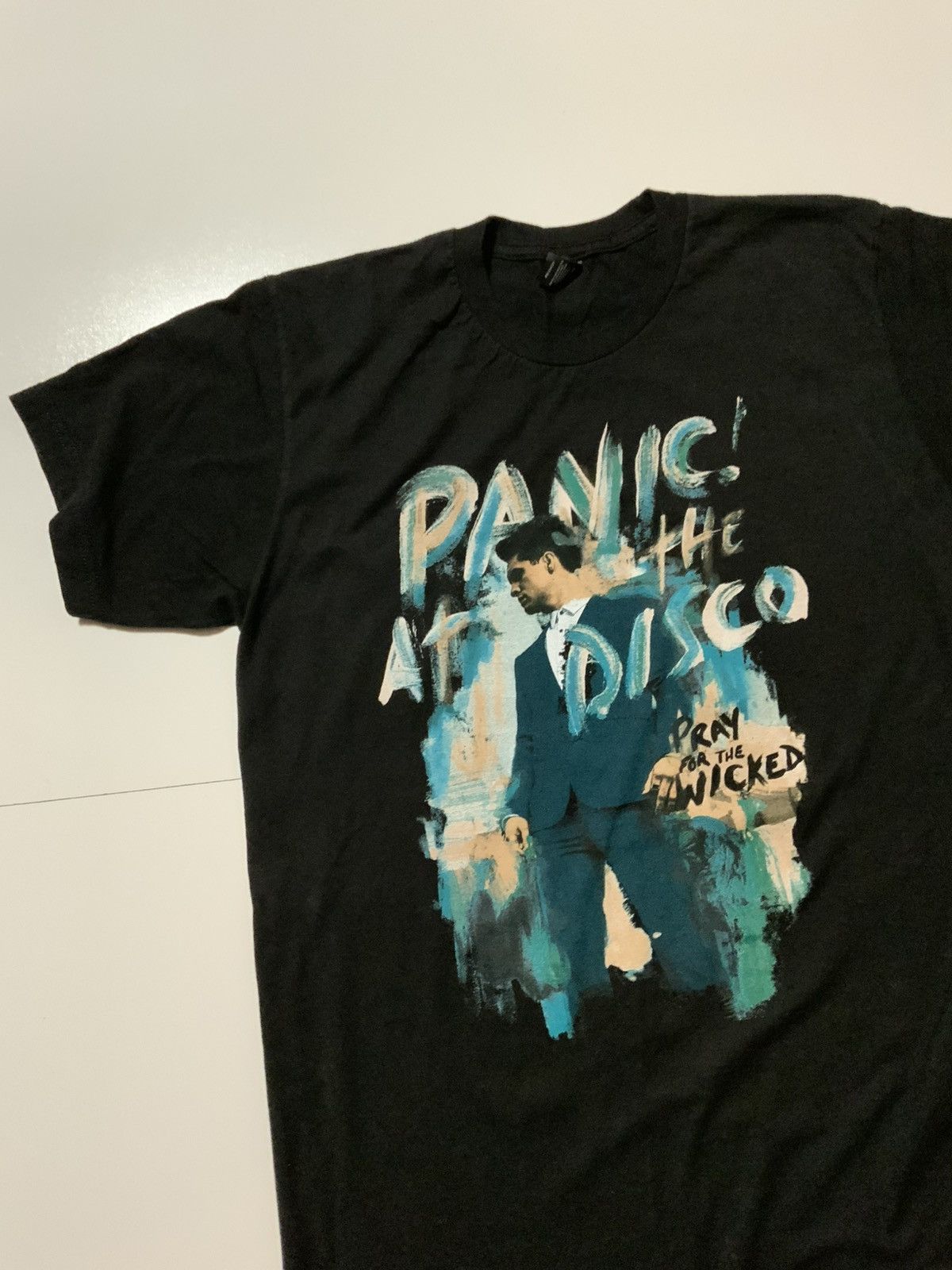 Band Tees Panic At The Disco Pray For The Wicked Brendon Urie T-Shirt Size US M / EU 48-50 / 2 - 3 Thumbnail