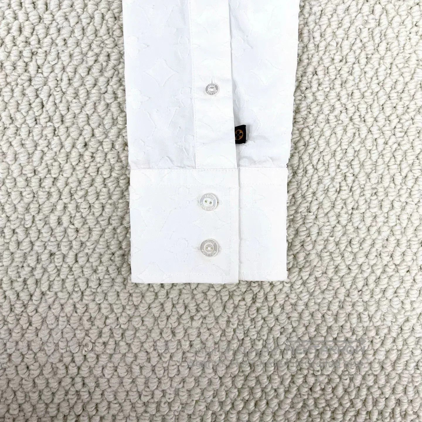 Louis Vuitton Louis Vuitton New White Monogram Shirt. Size S / US 4 / IT 40 - 5 Thumbnail