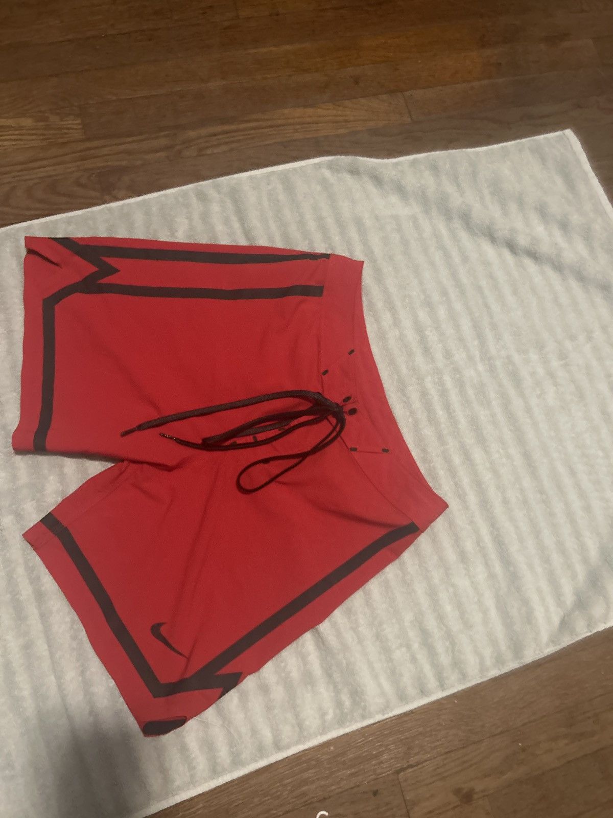 Nike Nike Swim trunks Brand new Size US 30 / EU 46 - 2 Thumbnail