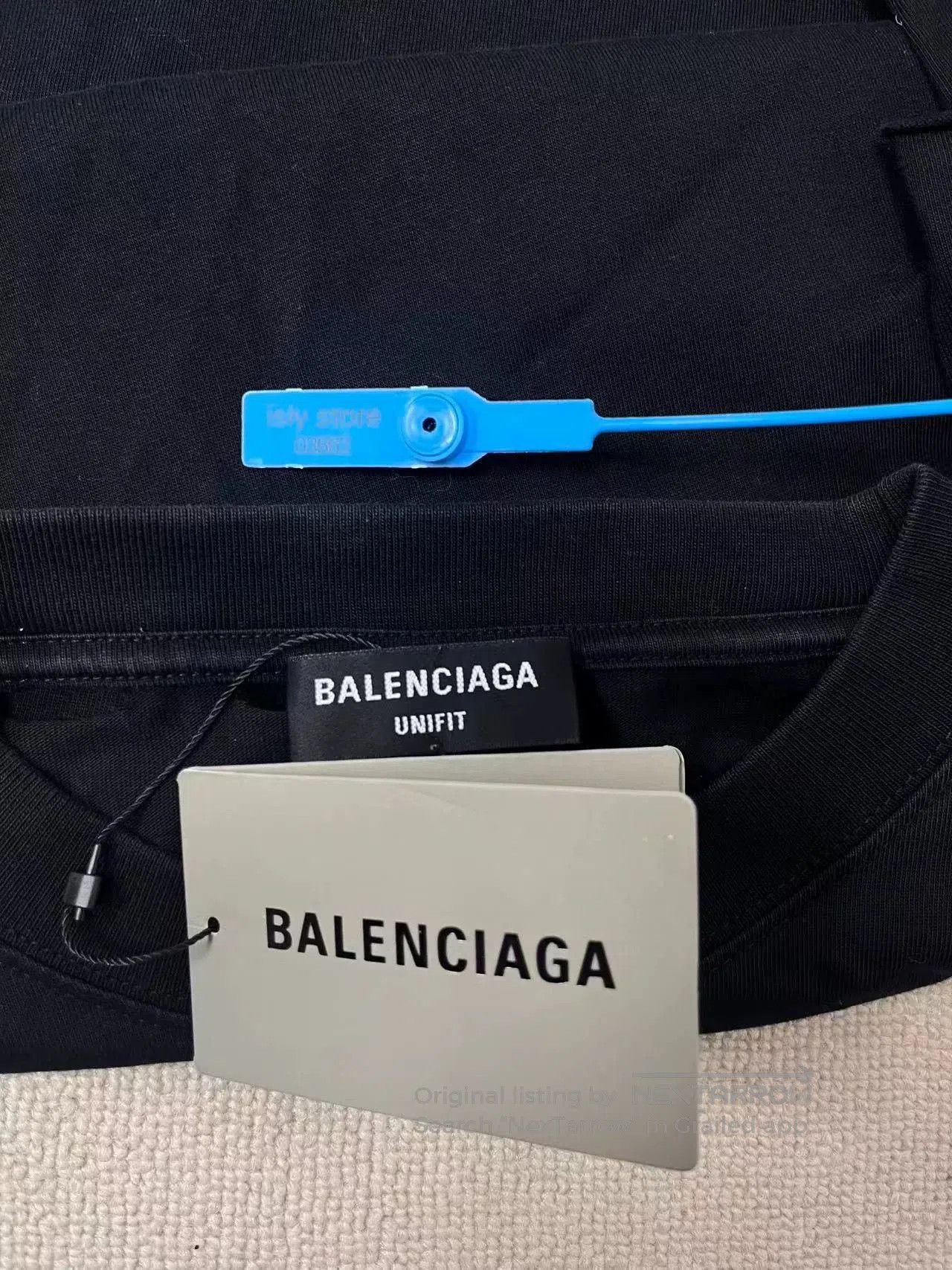 Balenciaga Balenciaga Men's Distressed Letter Print T-shirt. Size US S / EU 44-46 / 1 - 4 Thumbnail