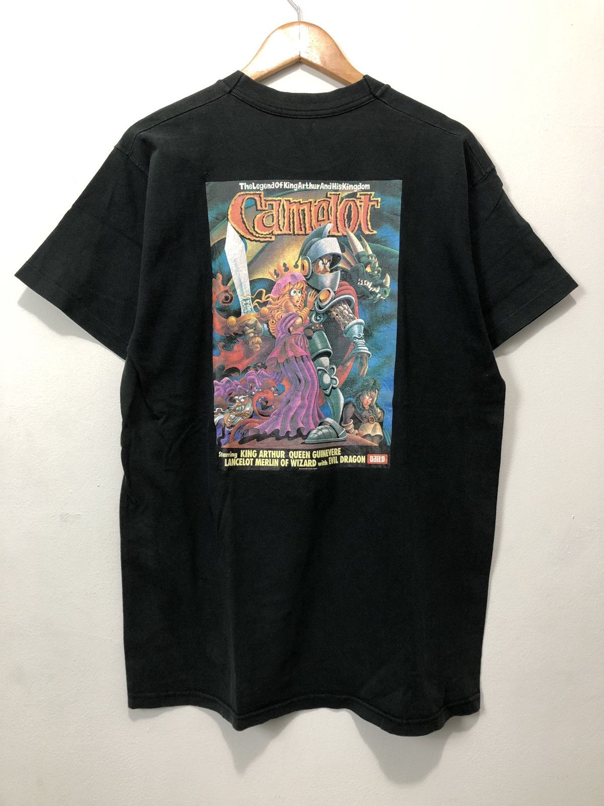 Vintage Vintage Camelot The Legend Of Arthur And His Kingdom T-Shirt Size US L / EU 52-54 / 3 - 1 Thumbnail