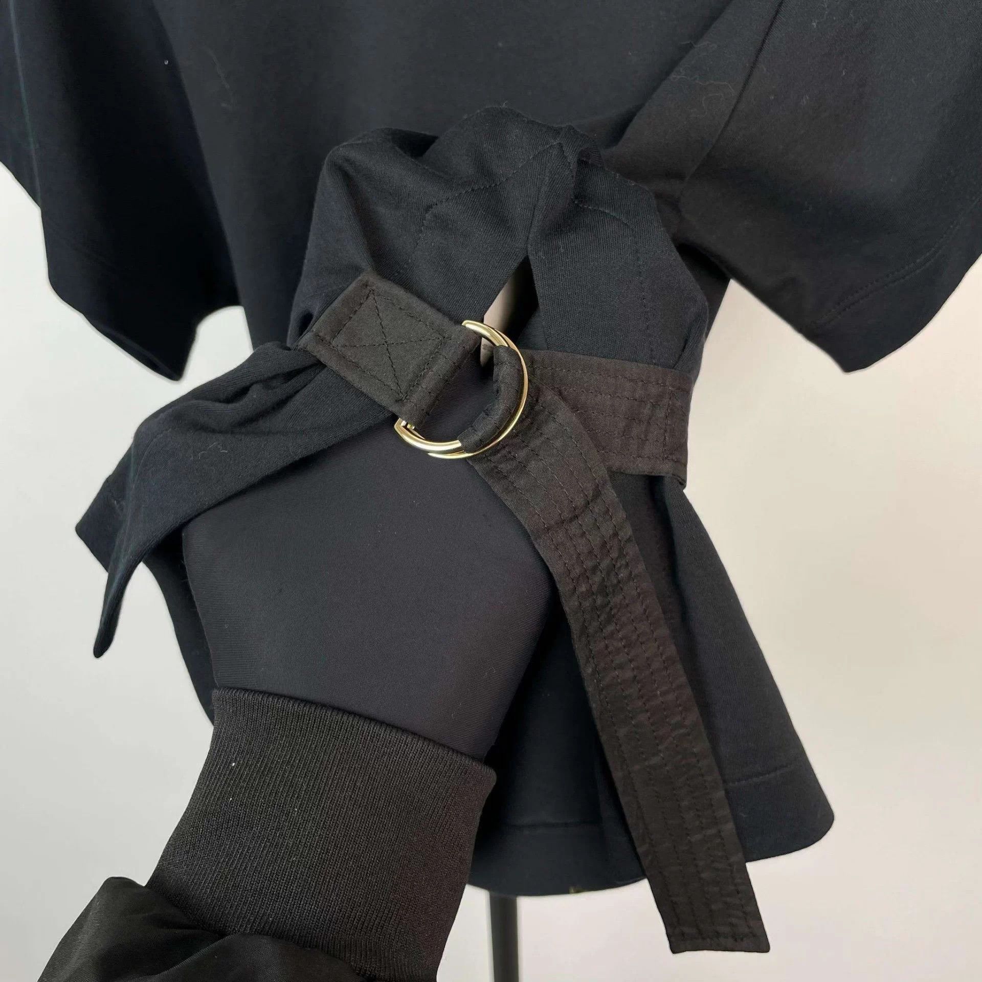 Louis Vuitton LV short-sleeve black Size XS / US 0-2 / IT 36-38 - 5 Thumbnail