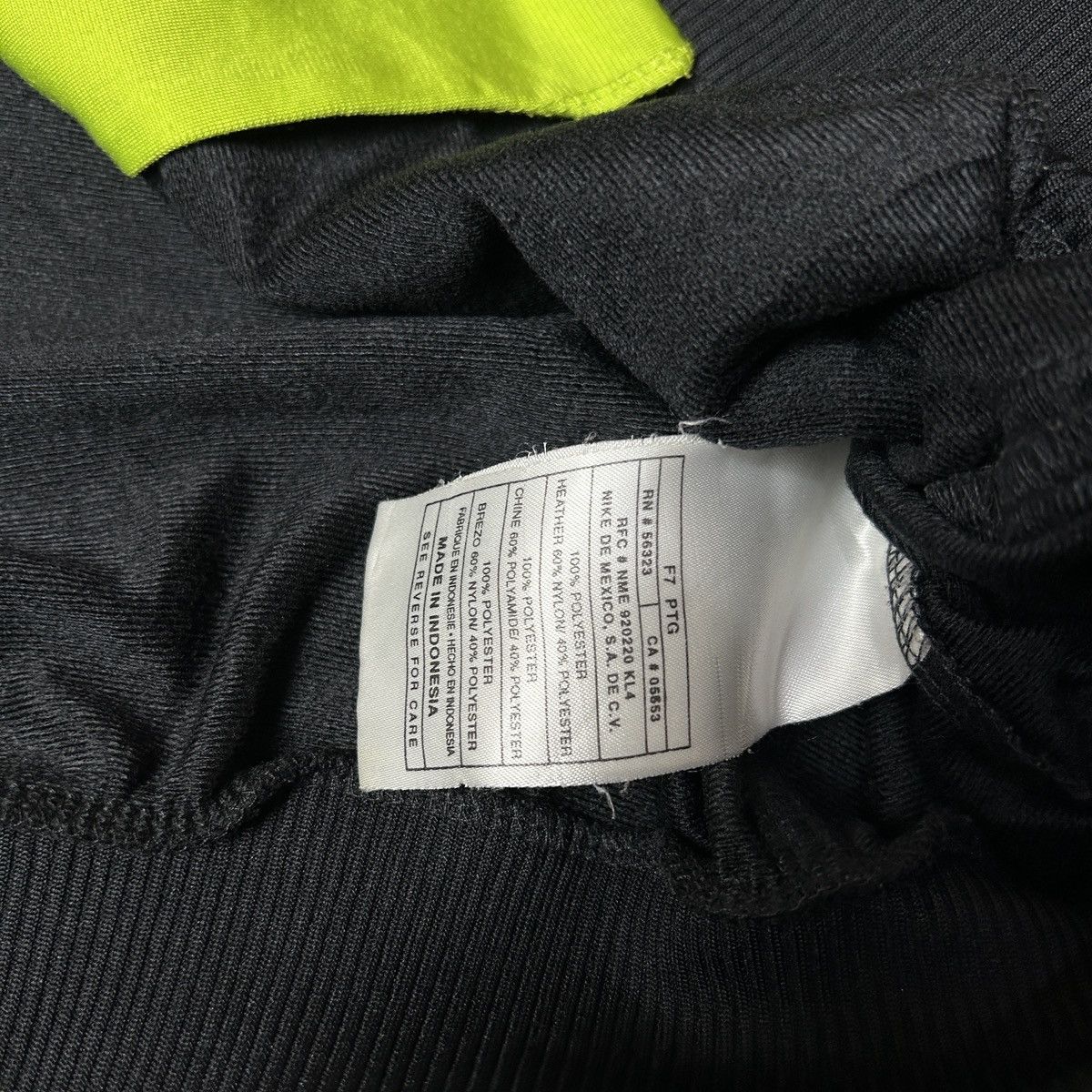 Nike × Vintage Nike 90s vintage tracktop colour block jacket Size US L / EU 52-54 / 3 - 7 Thumbnail
