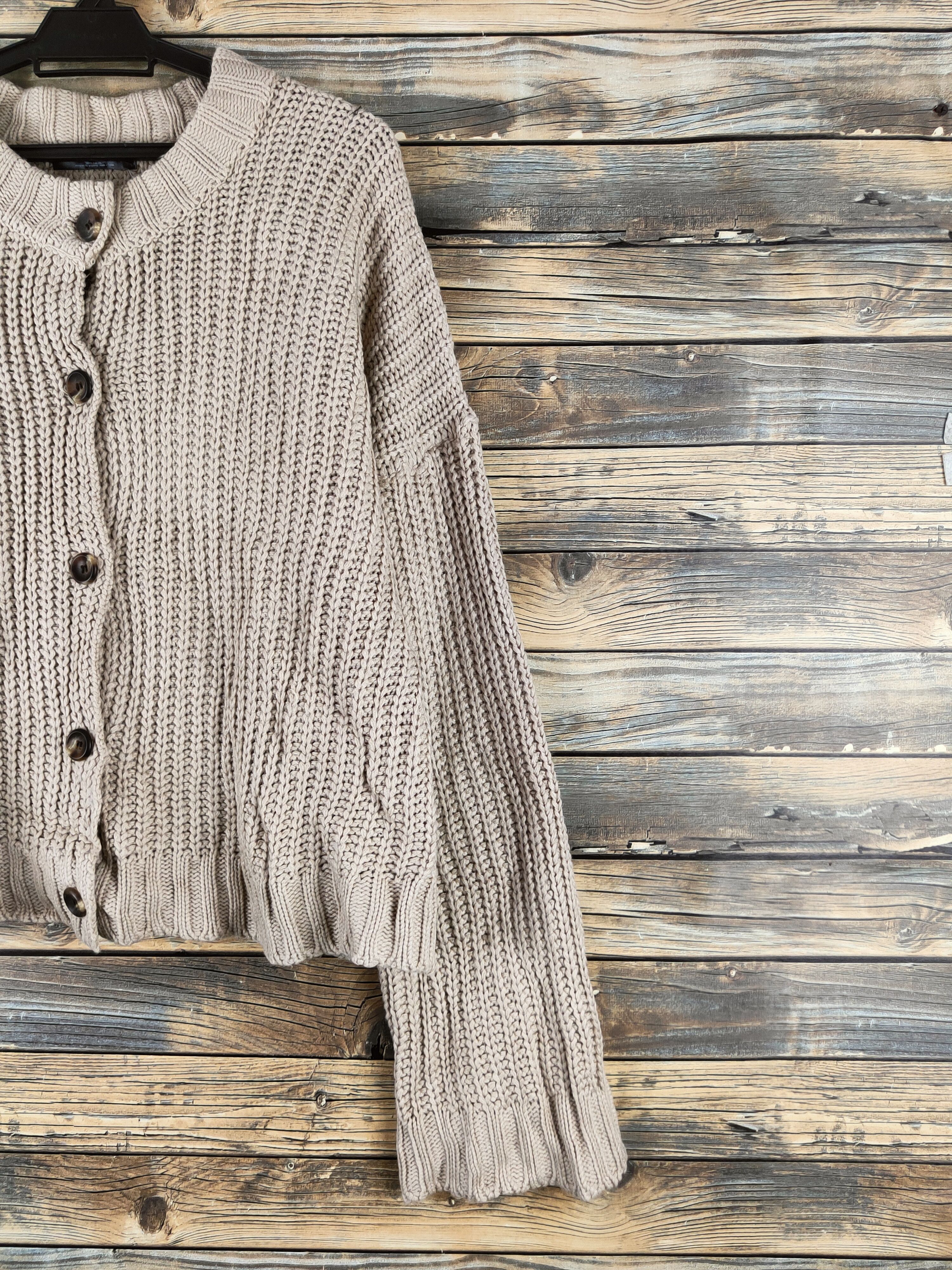 Japanese Brand DL Gogosing Beige Knitwear Cardigan #46-147 Size L / US 10 / IT 46 - 5 Thumbnail