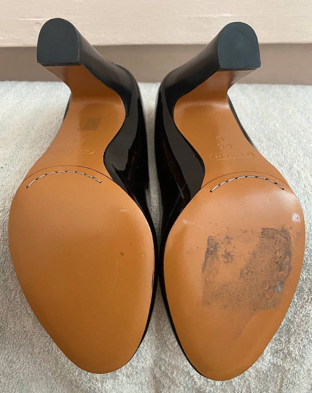 Coach 🖤 Coach Shelley Black Patent Pumps Size 5.5 Size US 5.5 / IT 35.5 - 9 Thumbnail