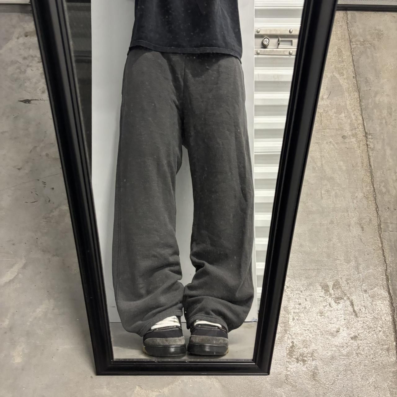 Vintage Crazy Vintage Y2K/2000s Baggy Dark Grey Skater Essential Sweatpants! Size L Size US 36 / EU 52 - 1 Thumbnail