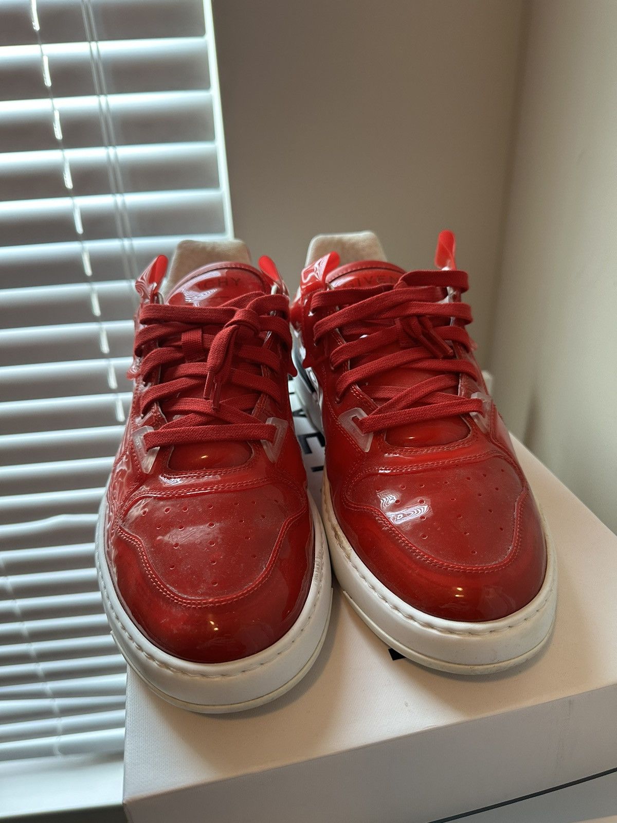 Givenchy Givenchy Wing Low Sneaker Red Size US 10 / EU 43 - 2 Thumbnail