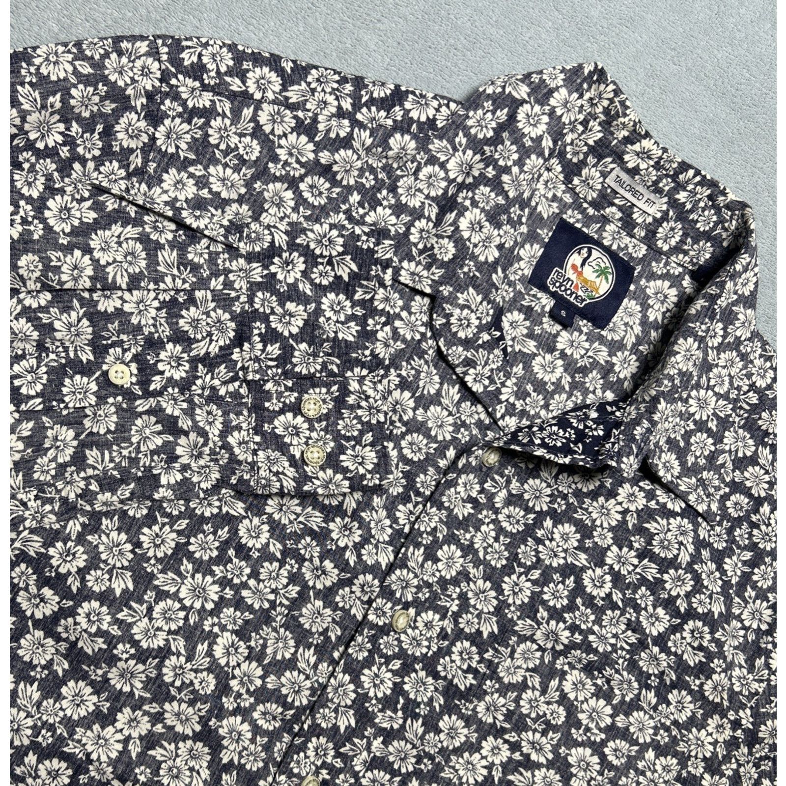 Reyn Spooner Reyn Spooner Reversed Print Button Up Shirt Mens Small Size US S / EU 44-46 / 1 - 1 Thumbnail