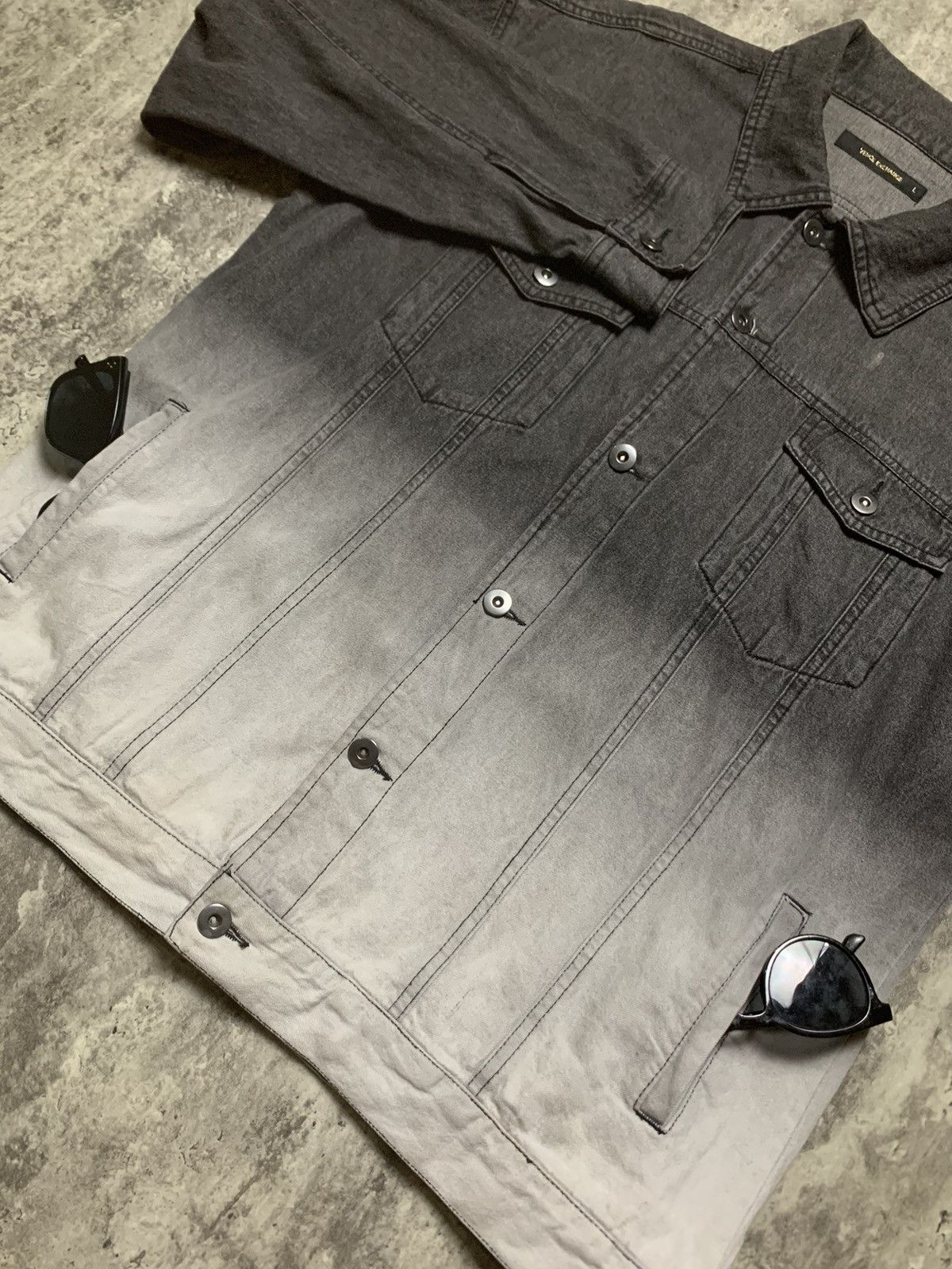 Balenciaga Vence Exchange Japanese Brand Gradient Denim Jacket Size US L / EU 52-54 / 3 - 4 Thumbnail