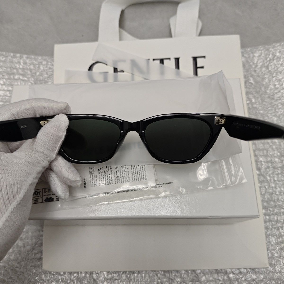 Gentle Monster × Maison Margiela Gentle Monster x Maison Margiela MM208-01 Size ONE SIZE - 9 Thumbnail