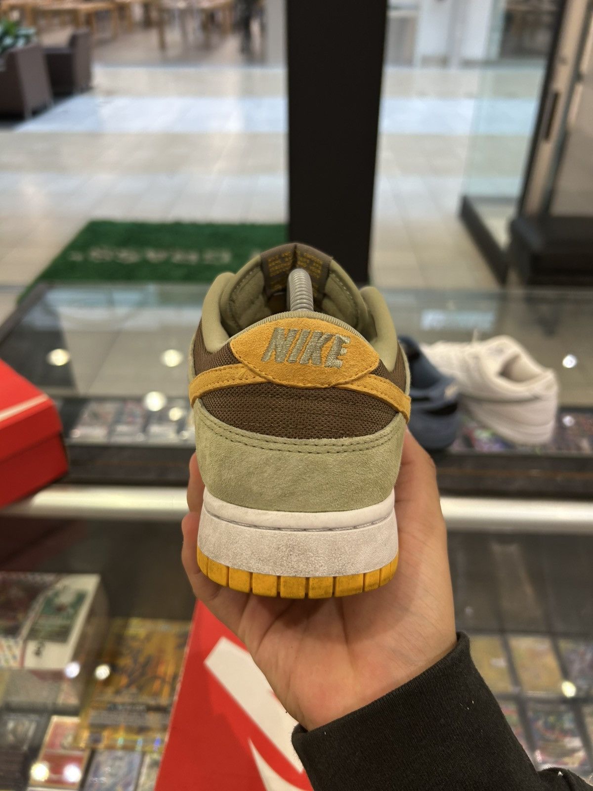 Nike Nike dunk dusty olive Size US 9 / EU 42 - 9 Thumbnail