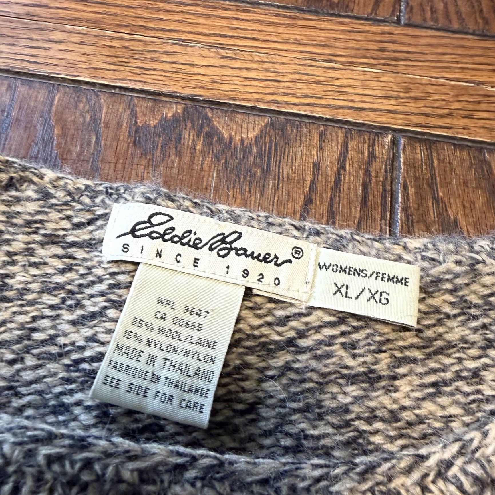 Eddie Bauer VINTAGE Eddie Bauer Wool Crewneck Sweater Women XL Brown Size XL / US 12-14 / IT 48-50 - 3 Thumbnail