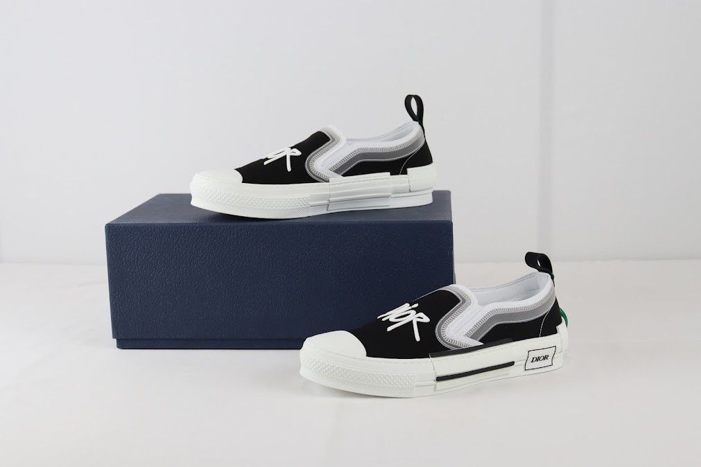 image of Dior x Stussy O1Rshd B23 Low Top Lt Shaun Stussy Sneakers In Black/white, Men's (Size 6)