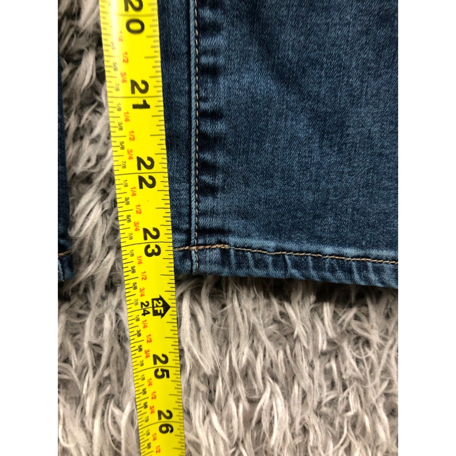 Talbots Talbots Jeans Cropped Women Size 4 Medium Blue 5-Pocket Denim Waist 27 Inseam 24 In Brand Talbots Regular Rise Mid Vintage No Size 27" / US 4 / IT 40 - 3 Thumbnail