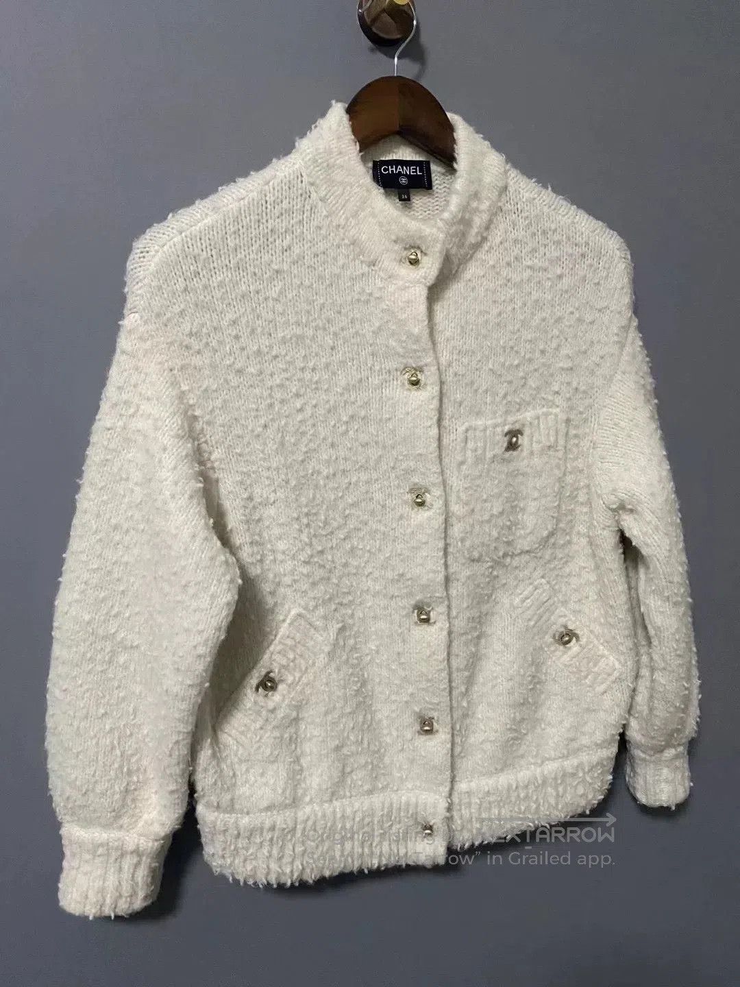 Chanel Chanel White Teddy Coat with Logo Buttons. Size US XS / EU 42 / 0 - 2 Thumbnail