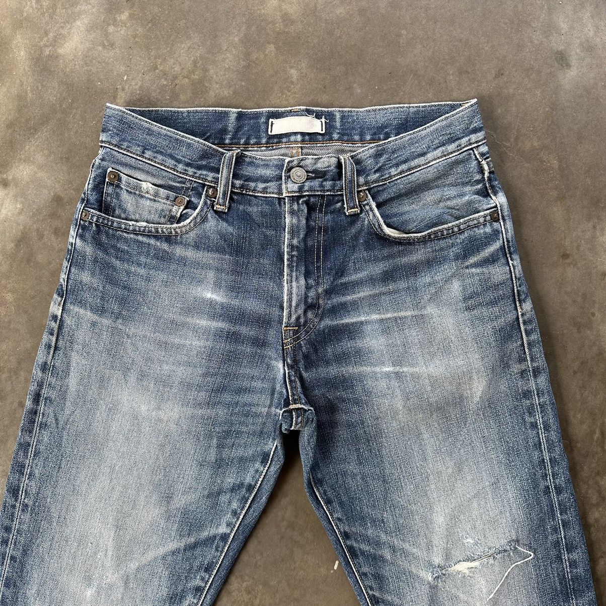 Japanese Brand Vintage Japanese Jean Distressed Denim Faded Pant W28 Size US 28 / EU 44 - 3 Thumbnail