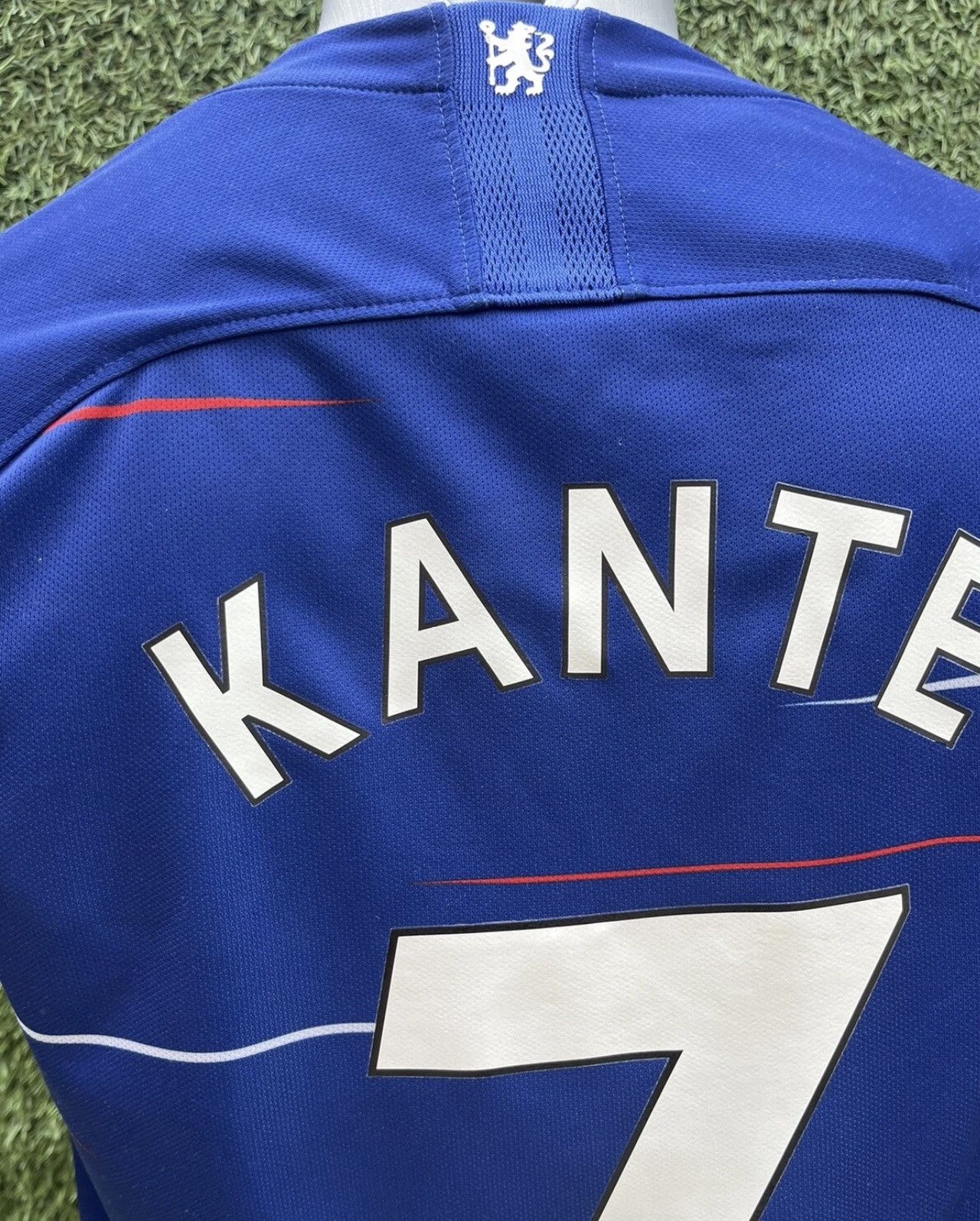 Nike Kante chelsea jersey Size US S / EU 44-46 / 1 - 5 Thumbnail