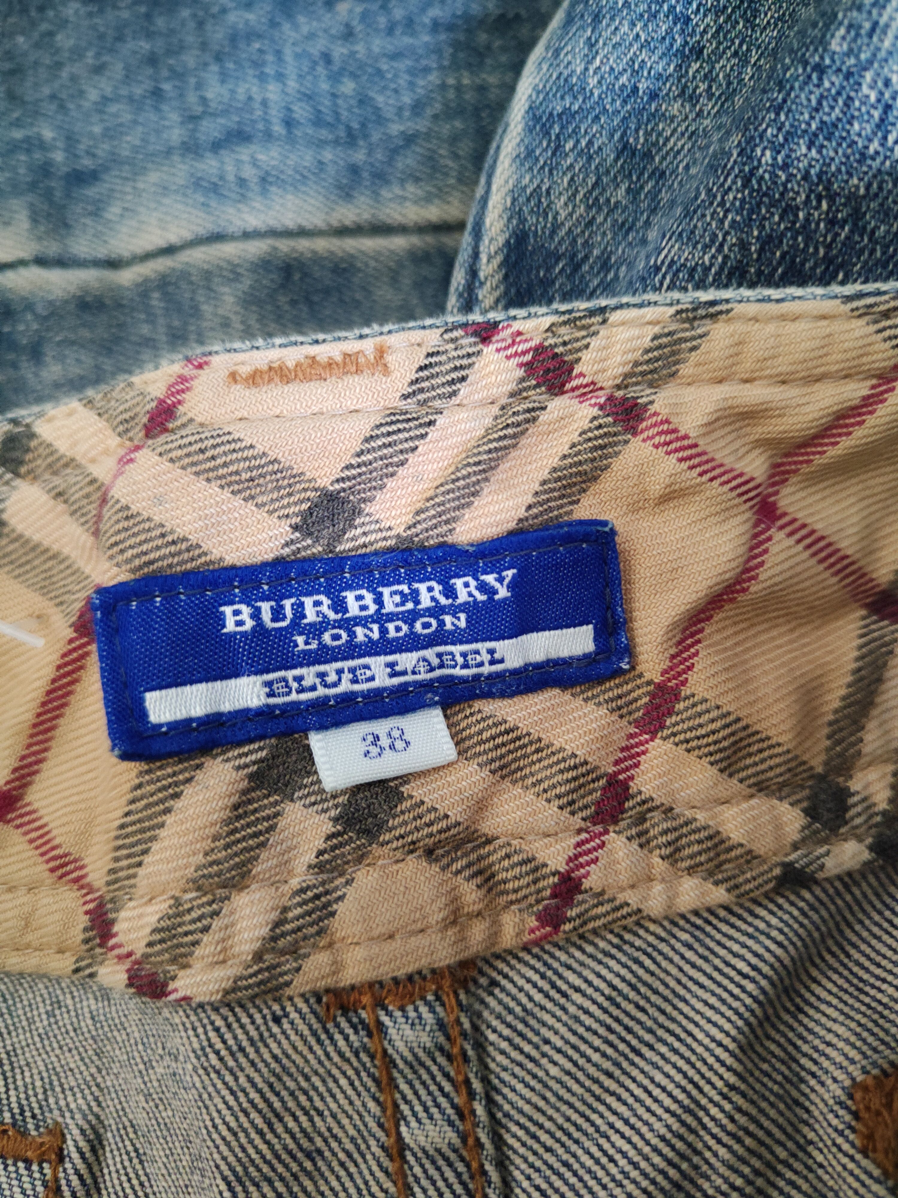 Burberry Burberry Blue Faded Distressed Ripped Jeans #W099 Size 26" / US 2 / IT 38 - 14 Thumbnail