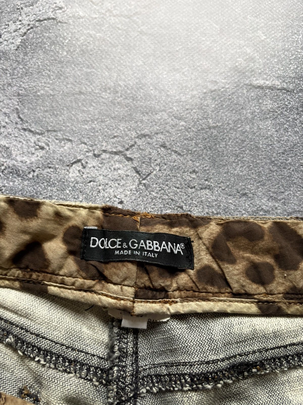 Dolce & Gabbana Vintage Dolce & Gabbana Y2K Wash Distressed Denim Jeans Size 27" / US 4 / IT 40 - 15 Thumbnail