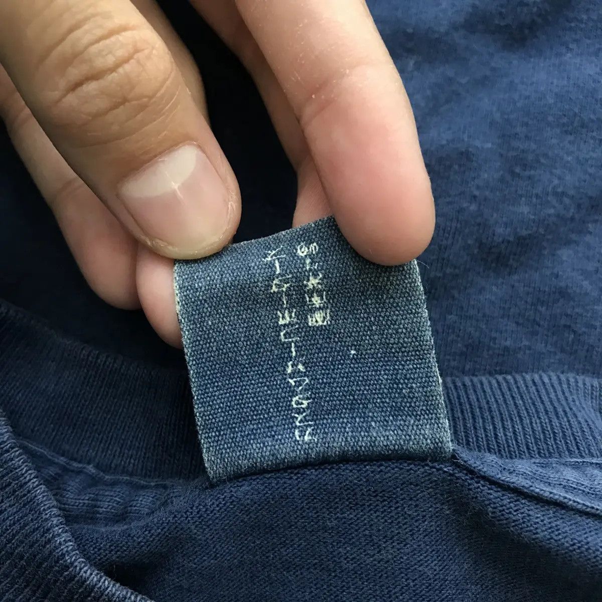 Vintage Vintage TEAM GODDESS SURF Wave Natural Indigo Tee Shirt Size L / US 10 / IT 46 - 5 Thumbnail