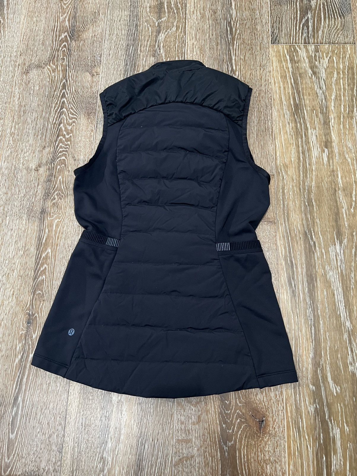 Lululemon Lululemon down for it all womens vest jacket Size M / US 6-8 / IT 42-44 - 3 Thumbnail