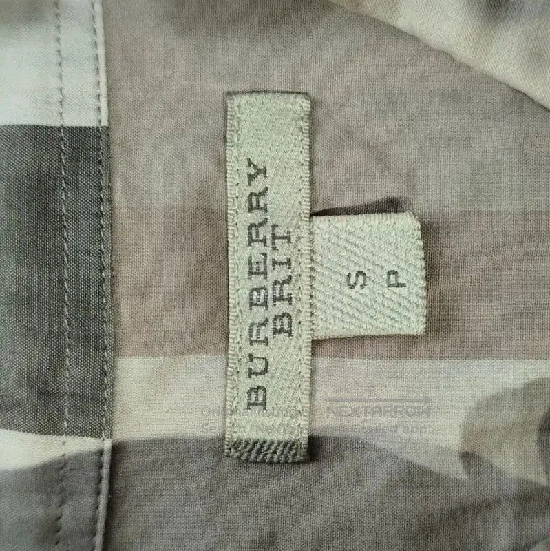 Burberry Burberry Beige Cotton Women's Shirt. Size S / US 4 / IT 40 - 3 Thumbnail