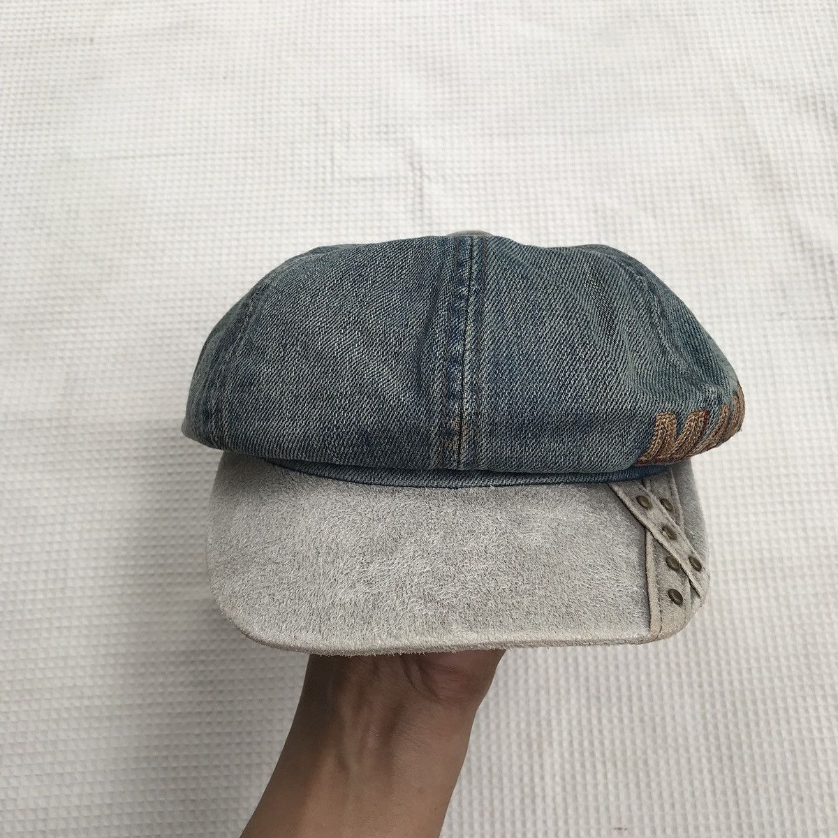 Unsound Rags UNIQUE. Wash denim newsboy by maui and sons Size ONE SIZE - 3 Thumbnail