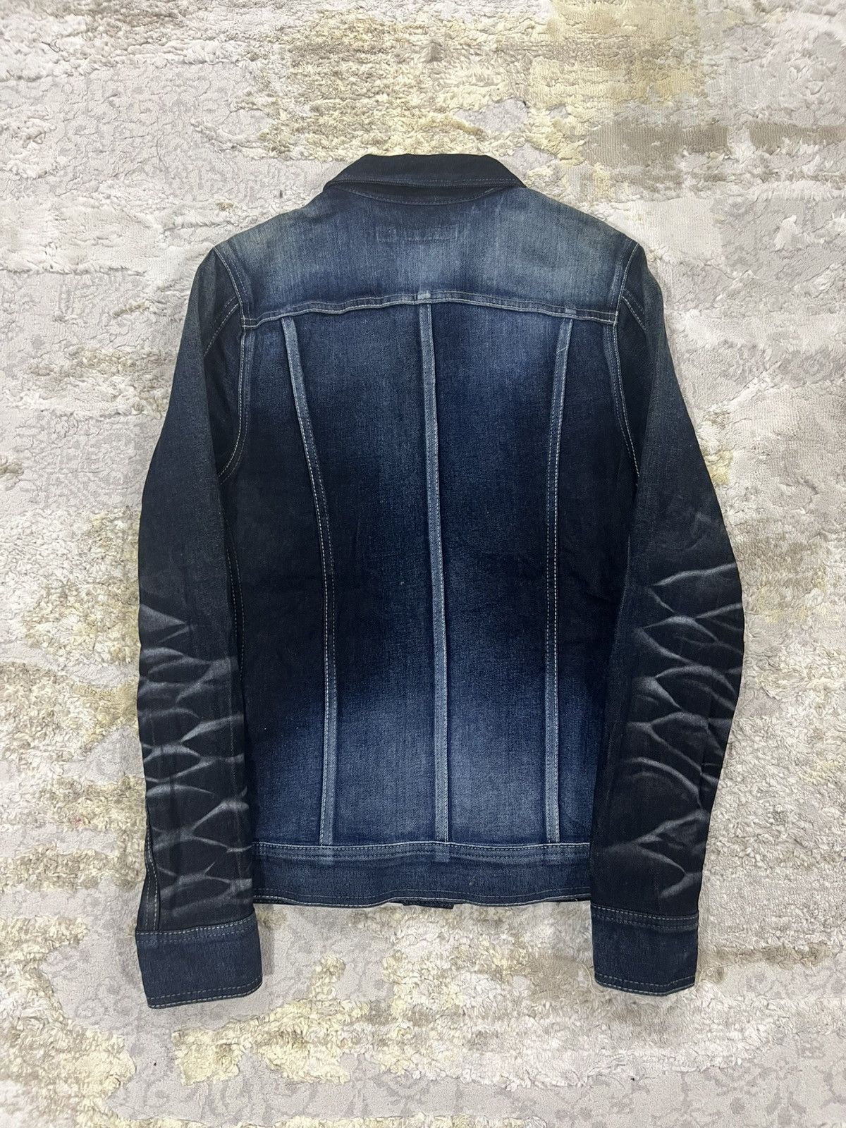 GOSTAR DE FUGA × KMRii × Yasuyuki Ishii Y2K Gostar de Fuga Elongated Arm Whiskers Faded Denim Jacket Size US S / EU 44-46 / 1 - 4 Thumbnail