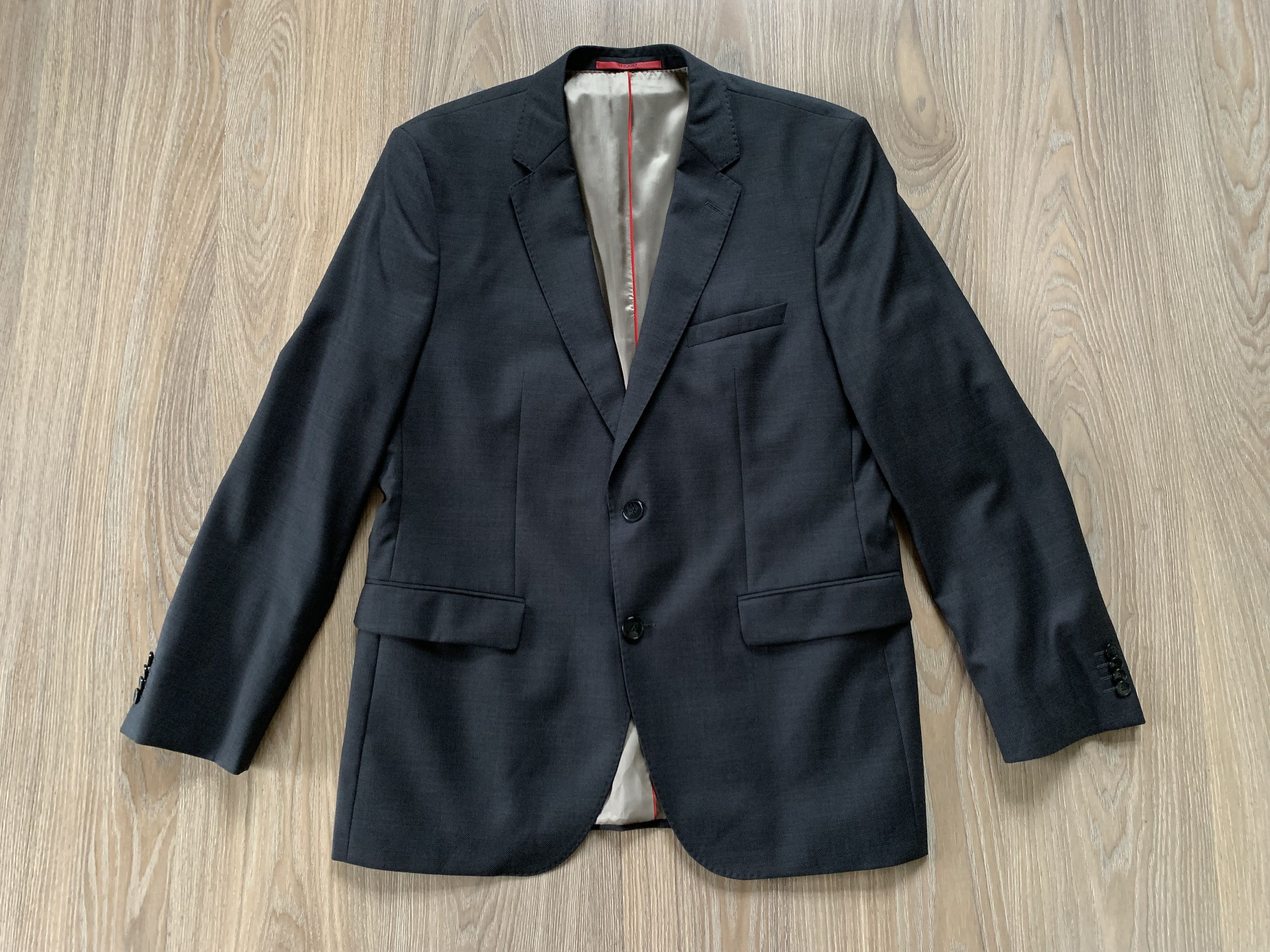 Hugo Boss Hugo Boss Classic Blazer. Size 42R - 2 Thumbnail