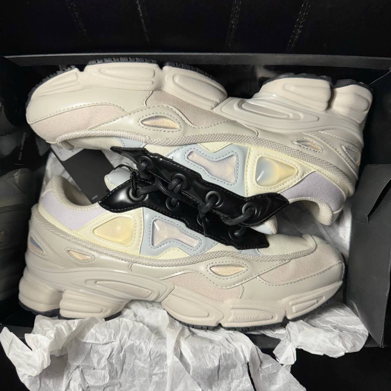 Adidas × Raf Simons adidas raf simons ozweego white Size US 9 / EU 42 - 9 Thumbnail