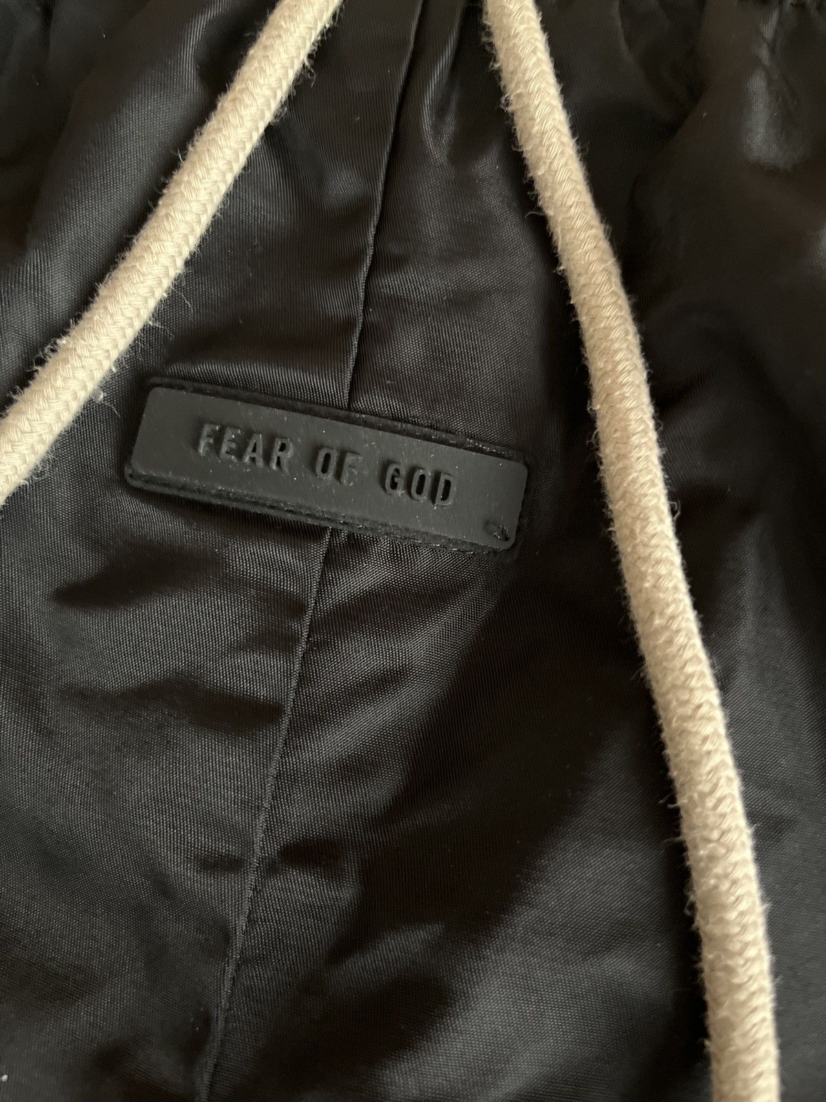 Essentials × Fear of God Fear of God Essentials Running Shorts Size US 28 / EU 44 - 3 Thumbnail