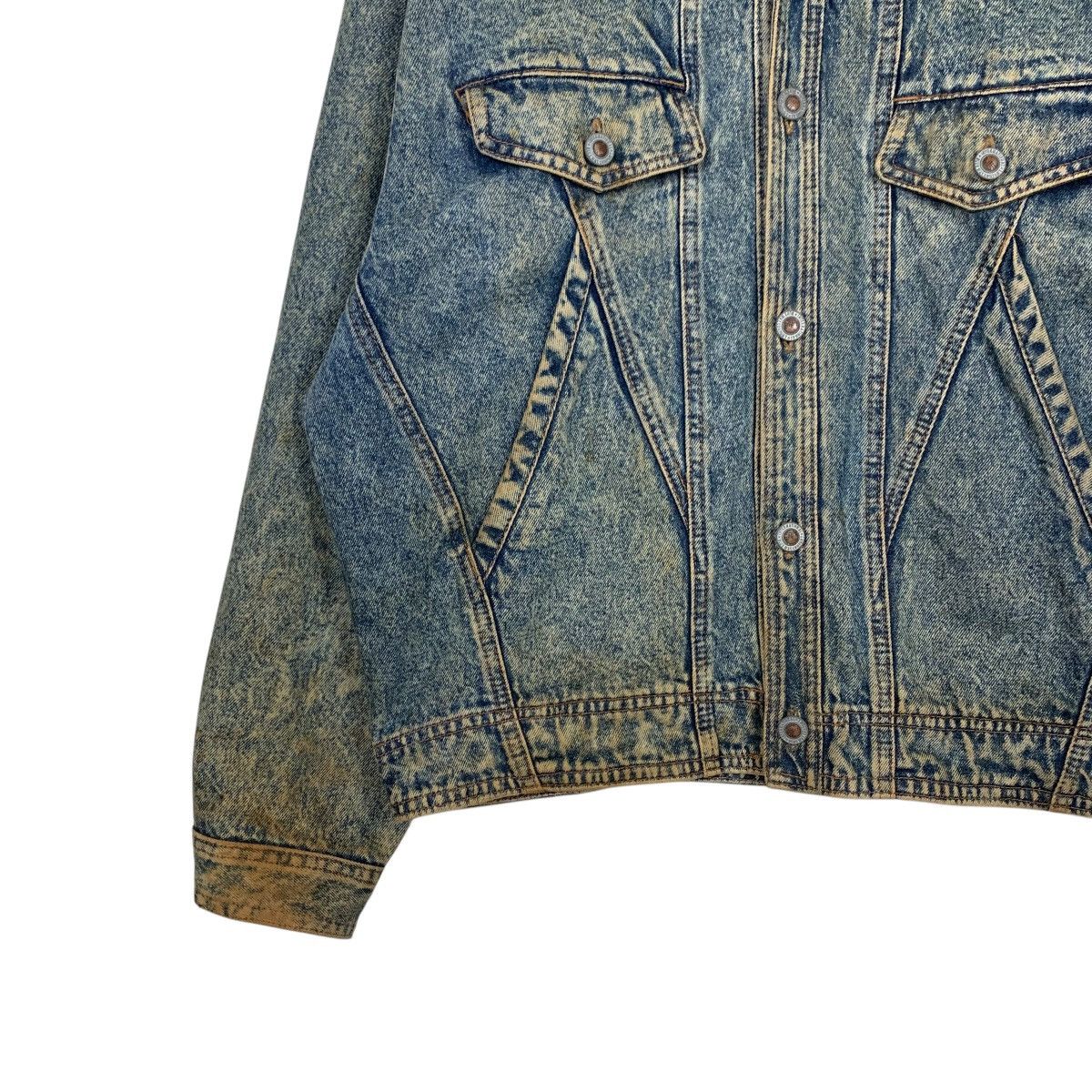 Japanese Brand Vintage CLUB & TEAM Blue Way Company Denim Jacket #2575-C116 Size US M / EU 48-50 / 2 - 3 Thumbnail
