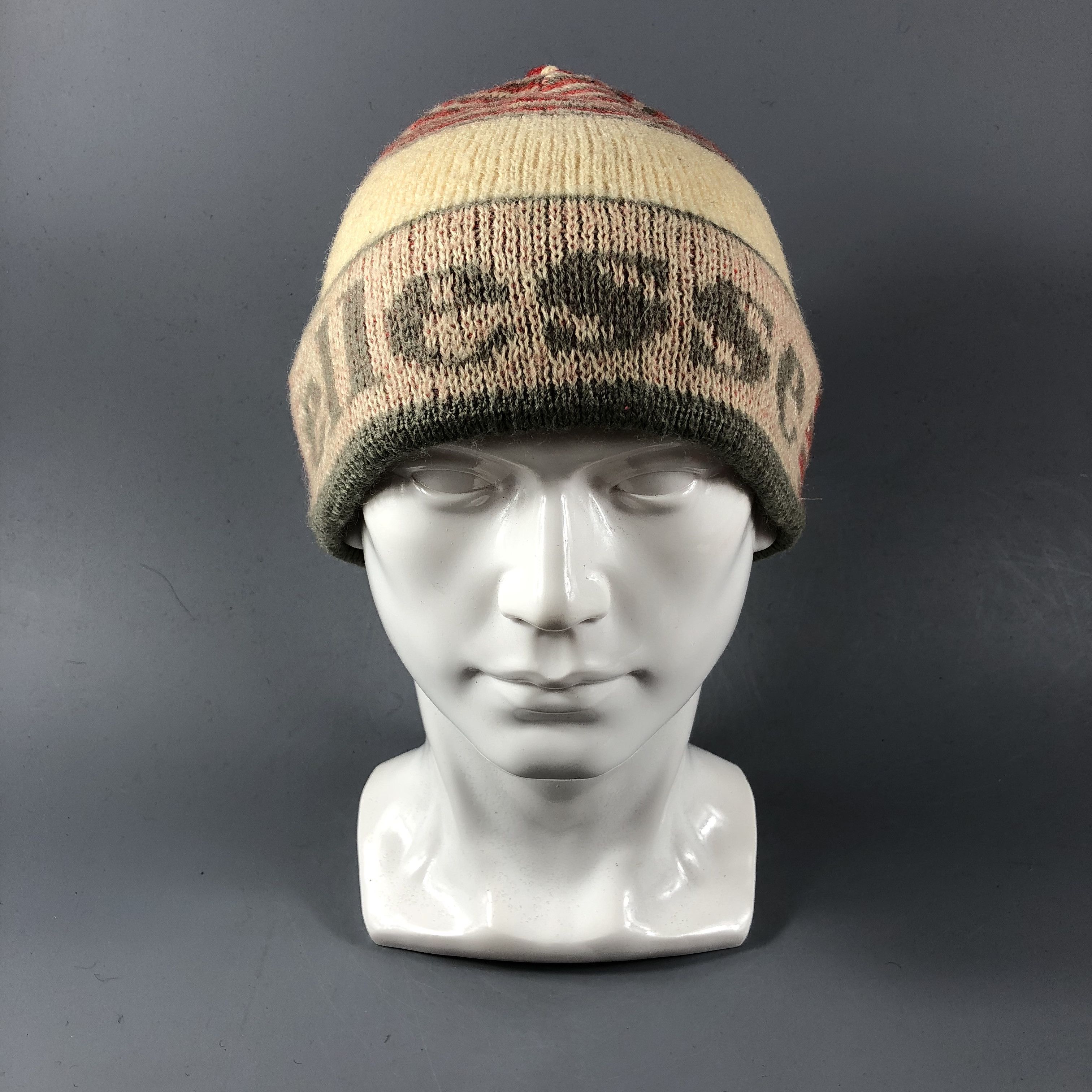 Ellesse Ellesse Big Logo Wool Beanie Snowcap Snow Hat B716 Size ONE SIZE - 1 Thumbnail
