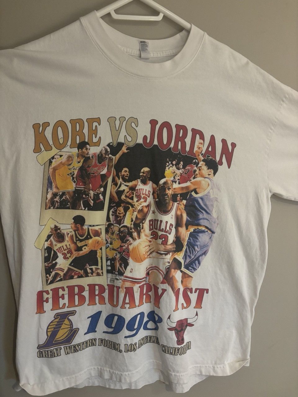 Vintage Vintage Kobe vs Jordan Tee Size US L / EU 52-54 / 3 - 1 Preview