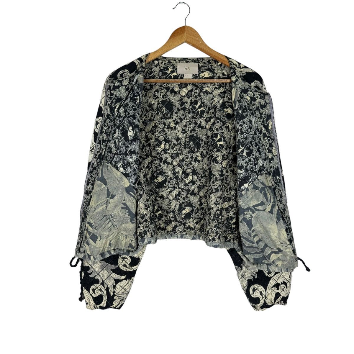 H&M ☀️H&M POP ART CROPPED BOMBER JACKET Size M / US 6-8 / IT 42-44 - 9 Thumbnail